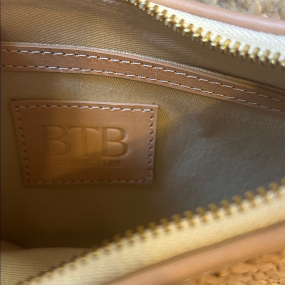 New • BTB Los Angeles Maeve Bag - Picture 4 of 11